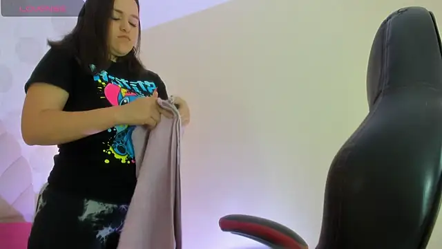 Snapshot of GIANAMILLER6 chatting on March 3, 2026, 12:22 pm GIANAMILLER6 online show from March 3, 2026, 12:22 pm