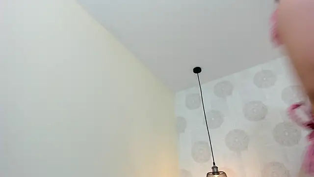 GIANAMILLER6 online show from May 5, 2026, 12:02 pm