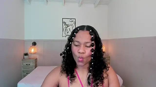 Snapshot of AuroraSky8 chatting on October 18, 2025, 11:55 am AuroraSky8 online show from October 18, 2025, 11:55 am