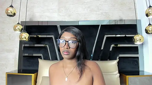 Snapshot of YallianaBrooks chatting on March 2, 2026, 12:01 pm YallianaBrooks online show from March 2, 2026, 12:01 pm