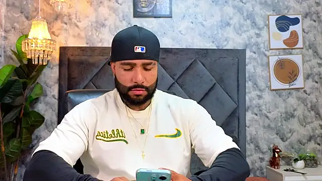 Apolo rousse1 online show from November 21, 2025, 8:29 pm