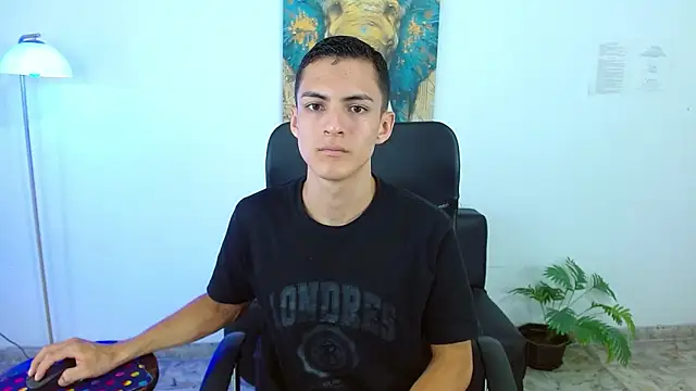 Matiius18 online show from April 16, 2026, 2:18 pm