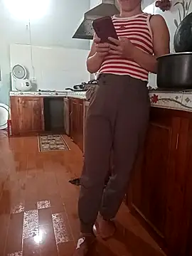 Snapshot of Sweet-Berry89 chatting on October 21, 2025, 3:29 am Sweet-Berry89 online show from October 21, 2025, 3:29 am