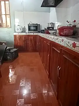 Snapshot of Sweet-Berry89 chatting on October 27, 2025, 4:27 am Sweet-Berry89 online show from October 27, 2025, 4:27 am