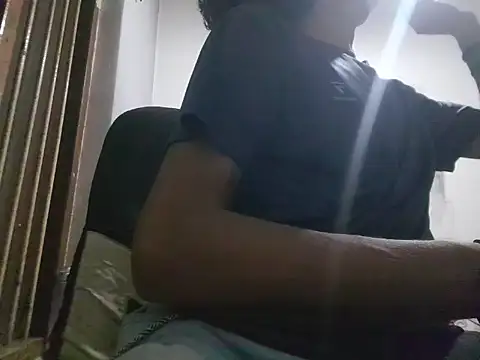 Ashy2001 online show from September 17, 2025, 1:57 pm