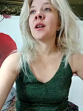 HeronDenni online show from December 3, 2025, 1:02 am