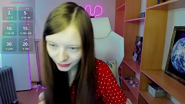 AliceHaris online show from November 8, 2025, 3:18 am