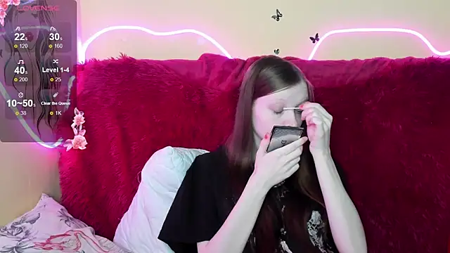 AliceHaris online show from December 21, 2025, 3:13 am