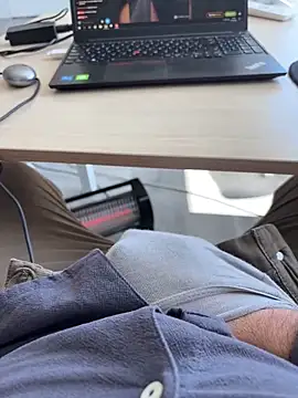 Burak6850 online show from April 21, 2026, 8:20 am