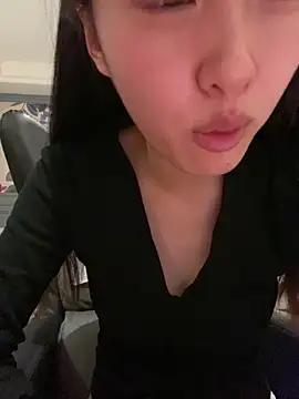 MengMeng0515 online show from February 6, 2026, 2:53 pm