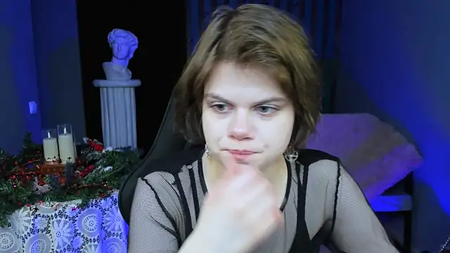 EllieMurler online show from January 10, 2026, 1:24 pm