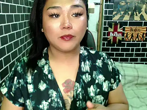 luluakovi 69 online show from October 1, 2025, 9:32 pm