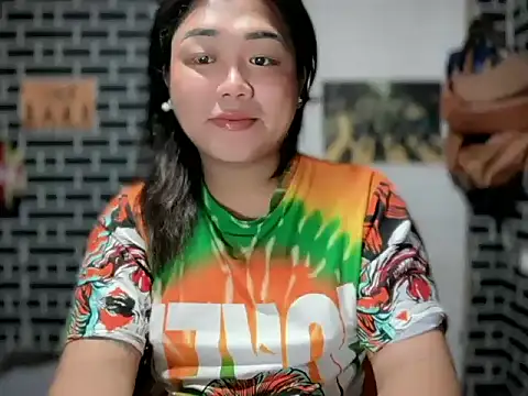 luluakovi 69 online show from June 3, 2026, 1:57 pm