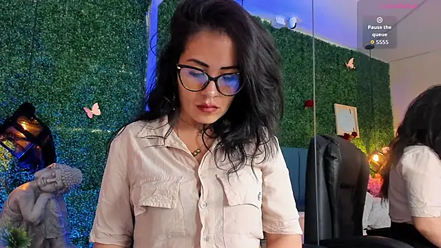 Linagh  online show from January 9, 2026, 11:46 am