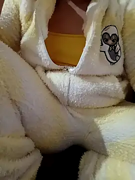 Mroma89six online show from January 11, 2026, 5:51 pm