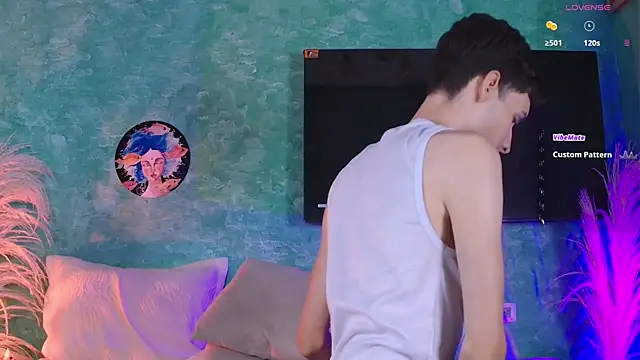 VicenteFerrer online show from December 2, 2025, 8:08 am