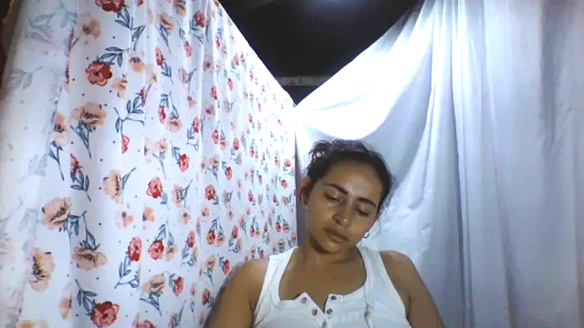 Anabelhotxx16 online show from September 28, 2025, 2:17 am