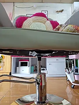 Nail Yummy online show from December 15, 2025, 4:39 am