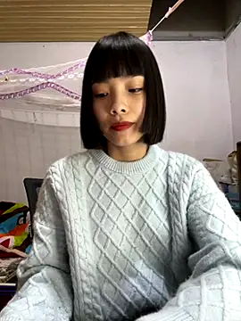 Snapshot of andymi1 chatting on November 12, 2025, 2:45 am andymi1 online show from November 12, 2025, 2:45 am