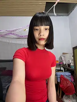 Snapshot of andymi1 chatting on June 14, 2026, 2:24 am andymi1 online show from June 14, 2026, 2:24 am