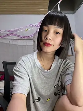 Snapshot of andymi1 chatting on June 18, 2026, 12:53 pm andymi1 online show from June 18, 2026, 12:53 pm