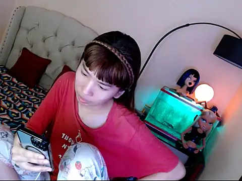 Snapshot of ShantalFoxxy_ chatting on October 24, 2025, 1:40 pm ShantalFoxxy online show from October 24, 2025, 1:40 pm