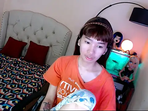 Snapshot of ShantalFoxxy_ chatting on October 29, 2025, 12:24 am ShantalFoxxy online show from October 29, 2025, 12:24 am