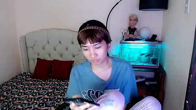 ShantalFoxxy  online show from December 5, 2025, 1:52 pm