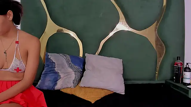 DaylesAndHarry online show from December 14, 2025, 12:21 pm