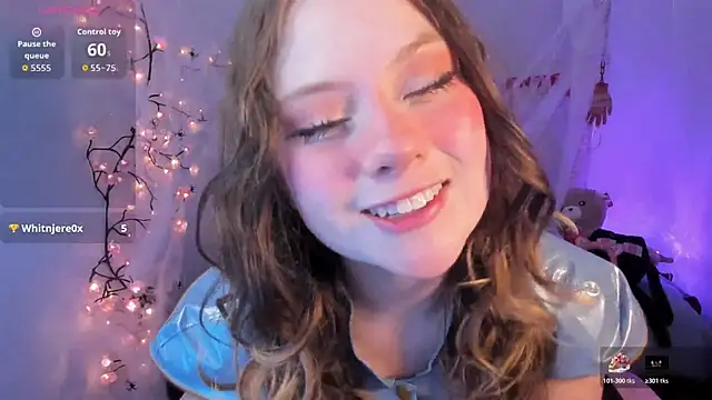 Snapshot of Lil_bela chatting on November 6, 2025, 2:18 pm Lil bela online show from November 6, 2025, 2:18 pm