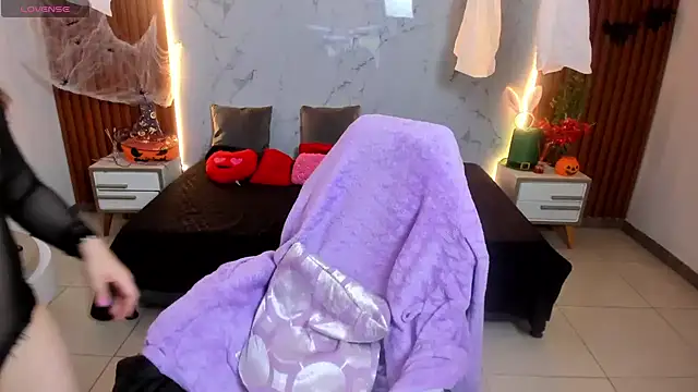 Snapshot of shasha_bloom chatting on October 30, 2025, 7:58 pm shasha bloom online show from October 30, 2025, 7:58 pm