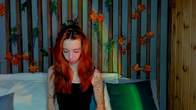 Lori Williams online show from December 16, 2025, 1:10 am