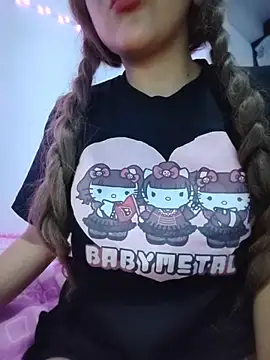 airamoon online show from November 6, 2025, 2:56 am