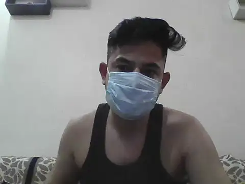 Snapshot of NIVAN_7251 chatting on November 6, 2025, 8:26 am NIVAN 7251 online show from November 6, 2025, 8:26 am