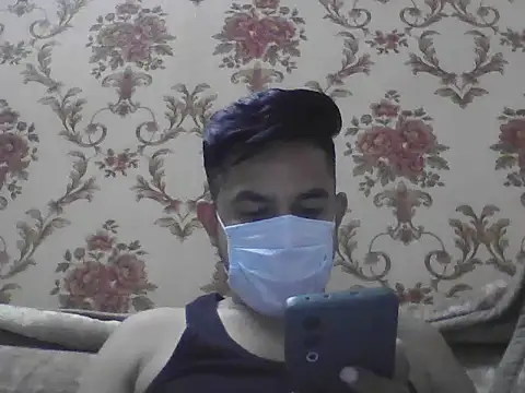 Snapshot of NIVAN_7251 chatting on November 13, 2025, 12:48 pm NIVAN 7251 online show from November 13, 2025, 12:48 pm