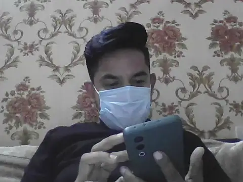 Snapshot of NIVAN_7251 chatting on November 15, 2025, 5:42 pm NIVAN 7251 online show from November 15, 2025, 5:42 pm