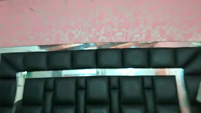 Snapshot of anzhel_novick chatting on September 27, 2025, 11:59 am anzhel novick online show from September 27, 2025, 11:59 am