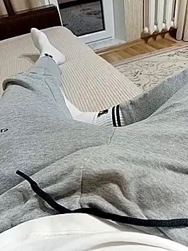 Snapshot of Maxim_16cm chatting on December 2, 2025, 2:12 pm Maxim 16cm online show from December 2, 2025, 2:12 pm