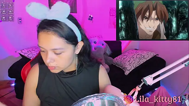 lila kitty81 online show from October 17, 2025, 7:27 pm