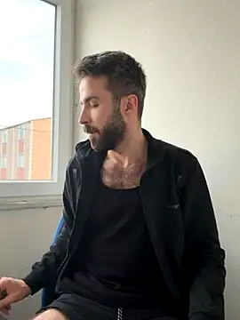 S-kt-et online show from November 17, 2025, 5:02 am