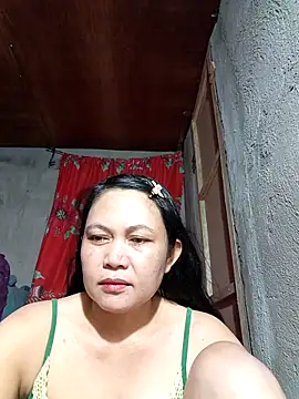 Everleigh mom online show from September 24, 2025, 10:29 am