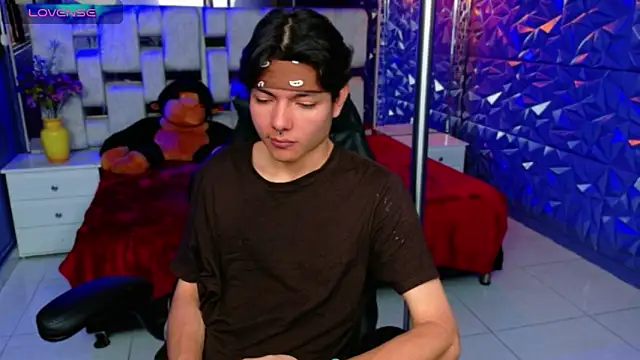 alandelrey57 online show from March 20, 2026, 5:07 pm