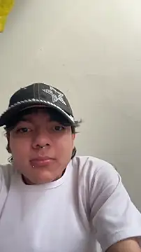 alandelrey57 online show from March 25, 2026, 5:41 pm