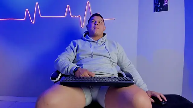 Maximus Steel online show from November 28, 2025, 12:13 am