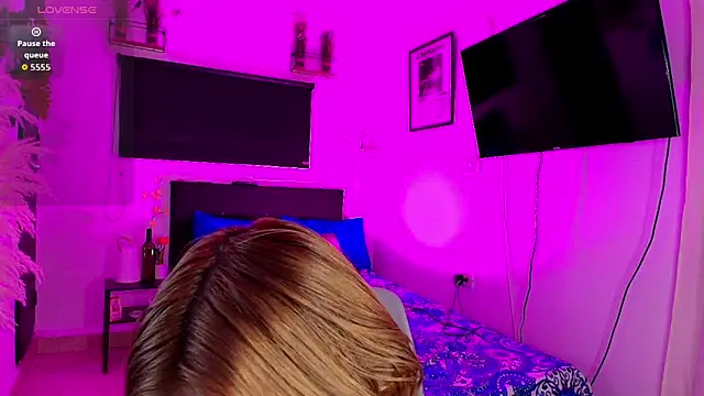 imgerver online show from February 21, 2026, 2:51 pm