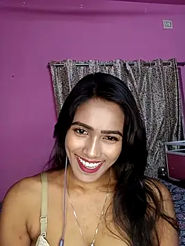 hornylizia123 online show from November 3, 2025, 3:57 pm