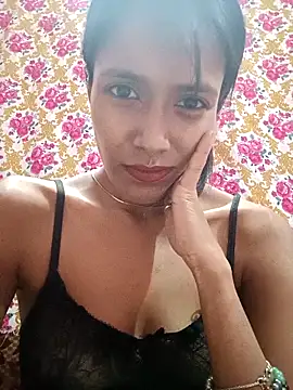 hornylizia123 online show from May 20, 2026, 2:45 pm