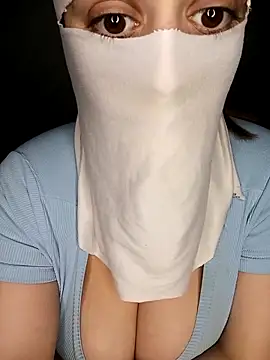 Snapshot of Lamia_Queen_ chatting on October 20, 2025, 5:57 pm Lamia Queen online show from October 20, 2025, 5:57 pm