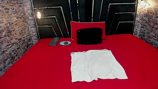 ALYANNA HOT  online show from September 26, 2025, 11:47 am