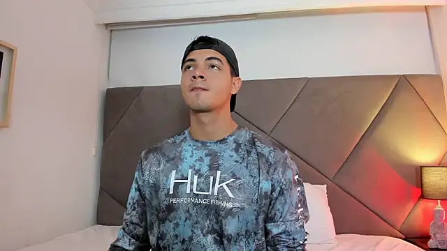 andrew colleman online show from October 30, 2025, 6:26 am